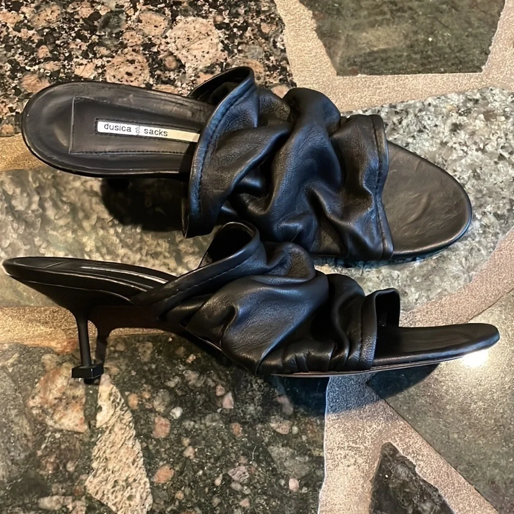 dusica dusica- Black Keba Mule Pumps - Picture 8 of 9